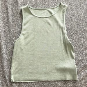 Light green cropped tank